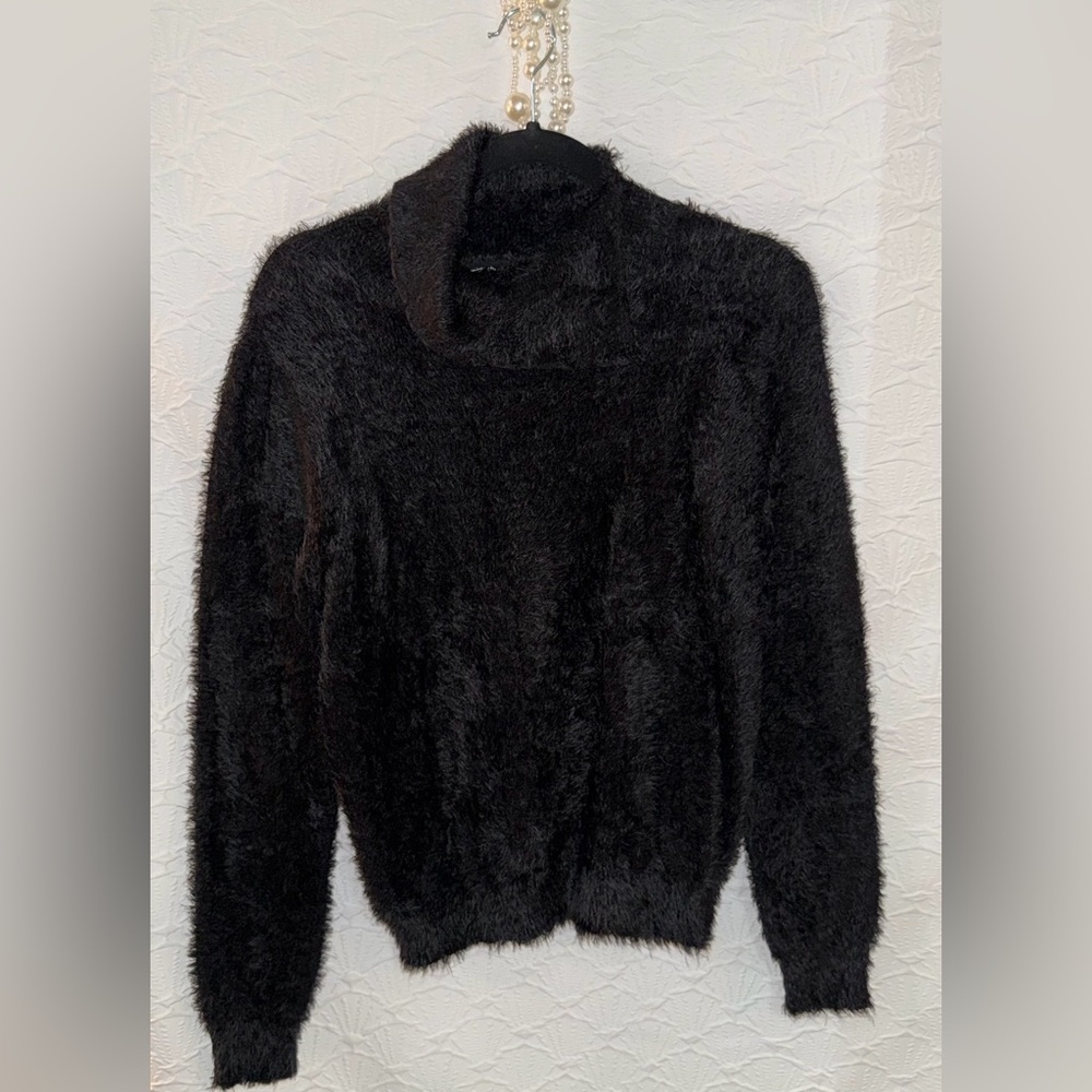 PRICE ⬇️ mittoshop Black Faux-Fur Turtleneck Sweater